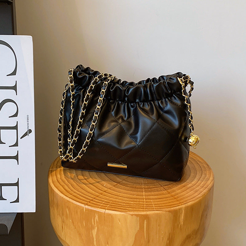 ($10——$15)!!!!! Stylish Ladies' Handbags