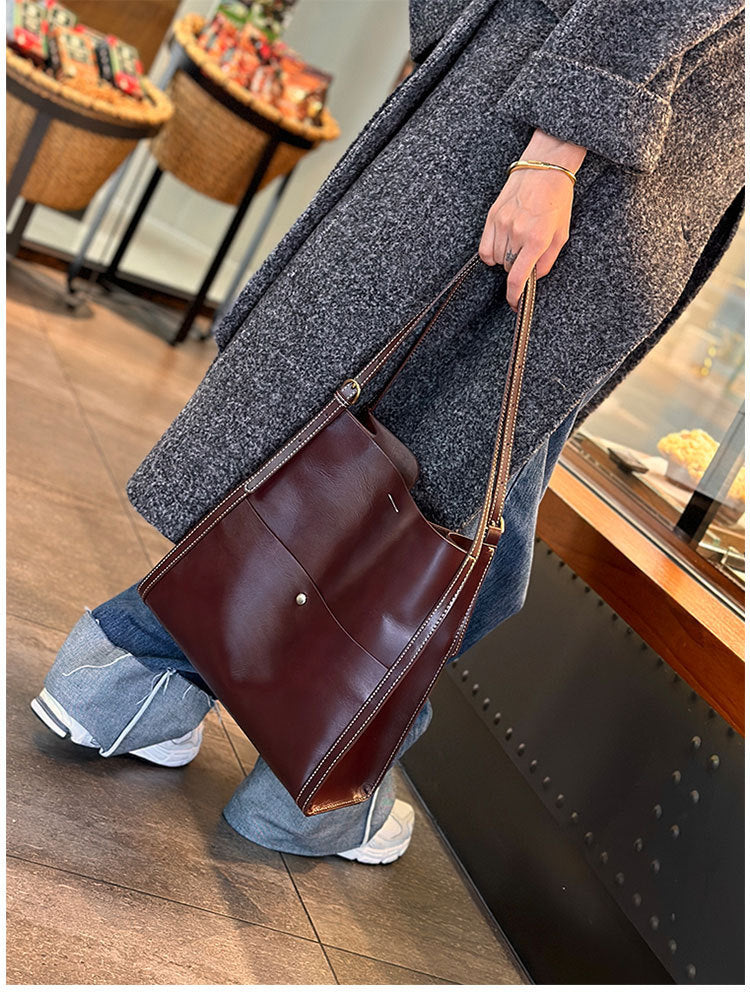 89.9USD--Charming, Fashionable and Soft Shoulder Bag